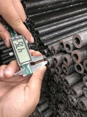 Tubo in acciaio al carbonio a sezione cava di saldatura a spirale leggera Zhongyu personalizzato per lunghezza e lavorazione della piegatura di 6,4 M