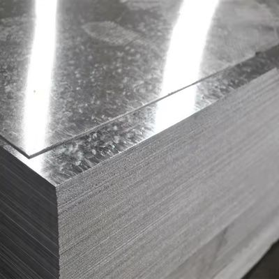 Piastra di acciaio al carbonio galvanizzato certificata ISO9001 per nave Q345 contenitore caldaia skin pass inclusa resistente alla corrosione