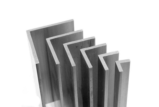 Resistente alla corrosione Guardia angolare a forma di Z Angoli in acciaio inossidabile Perla di ferro 304 35x35x5 mm per serra Standard ASTM