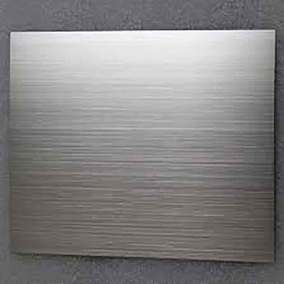 EN 2B BA HL Superficie laminata a freddo 304 lamiera in acciaio inossidabile con tecnica laminata a caldo e colore naturale
