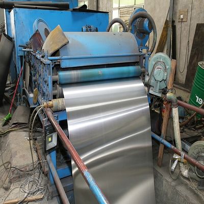 Coil di acciaio inossidabile laminato a freddo SUS 317L 430 439 441 443 904L 304 2B 309 Finitura di superficie austenitica TSHS per utensili da cucina