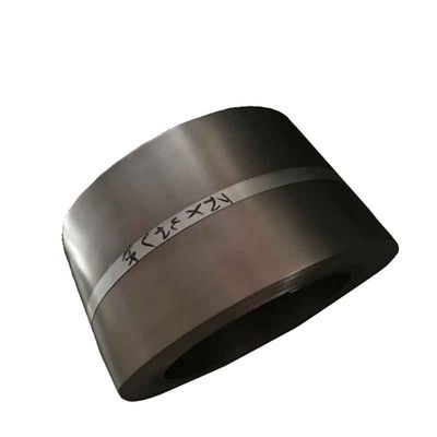 HRC CRC G550 Q235 S235JR Q195 Rotoli a strisce di acciaio ad alto tenore di carbonio laminati a freddo per chiodi lunghezza personalizzata