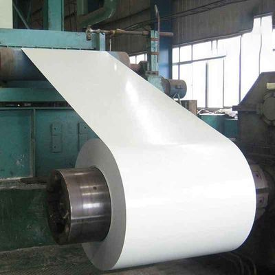 Produzione su misura di bobine di acciaio pre-rivestito per rivestimento a colori PE SMP HDP PVDF spessore 0,21-0,50 mm
