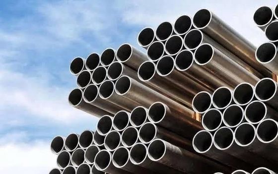 Tubo quadrato in acciaio saldato trafilato a freddo senza saldatura tondo in acciaio laminato a caldo standard EN per prodotti