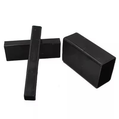 Tubo quadrato laminato a caldo AISI 1020 di grado automobilistico S355JR con superficie verniciata in ferro nero carbonio 20x20 mm di acciaio senza cuciture