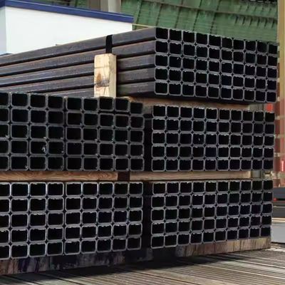 Forma di sezione quadrata 30x30x3 mm 23 mm Lunghezza 6m S355 Tubo di ferro nero saldato Tubo quadrato di acciaio al carbonio