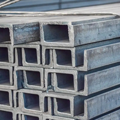 Barra di canalizzazione in acciaio al carbonio a forma di U con elevato contenuto di S235JR S355JR alla tecnica di laminatura a freddo a caldo