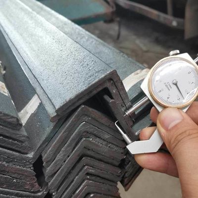 Taglio di soffitto in acciaio inossidabile non legato laminato a caldo 70x70x5 Immagine Acciaio galvanizzato angolo Ferro Standard AiSi ASTM bs DIN GB JIS EN