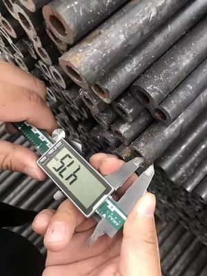 ASTM A53 Gr B Tubo in acciaio al carbonio senza saldatura con superficie di sabbiatura SCH5-SCH160