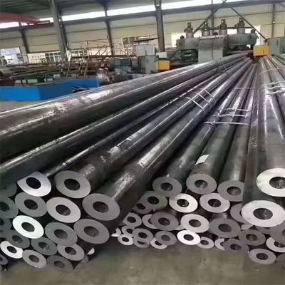 Applicazioni per caldaie e vascelli a pressione Tubo in acciaio al carbonio senza saldatura 1.24-60mm Spessore 6m Lunghezza Materiale strutturale