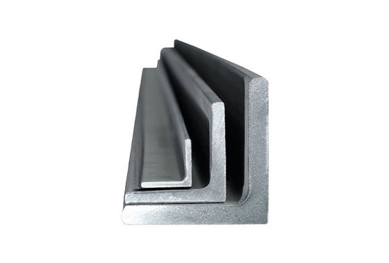 Serie Q195-Q420 Grado 135 Acciaio al carbonio angolo Acciaio Bar taglio e foratura 6 mm con superficie piana di acciaio mite