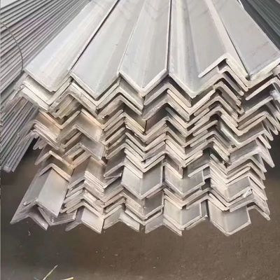 80x80x6 2b Superficie in acciaio inossidabile Profilo in forma di L Tavola di taglio e punzonatura a parità di angolo Tolleranza della barra ± 1%