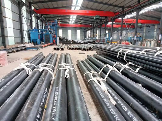 Tecnica ERW Tubo di acciaio al carbonio senza saldature per il servizio liquido API 5ct J55 4.5 1.8m Tecnica fatturazione in base al peso effettivo