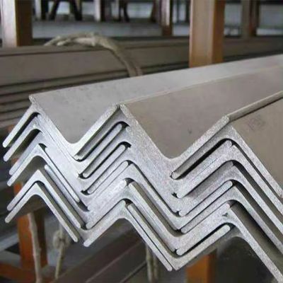 150*150 Bulbo uguale Barra nera di superficie angolare Acciaio piatto S355j2 Barre con tecnica di laminatura a caldo e servizio di foratura