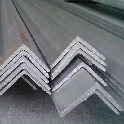 Sedia galvanizzata laminata a caldo a forma di L Bar angolare Acciaio L63 100x100x12 Standard AiSi ASTM DIN GB JIS Tolleranza ± 1%