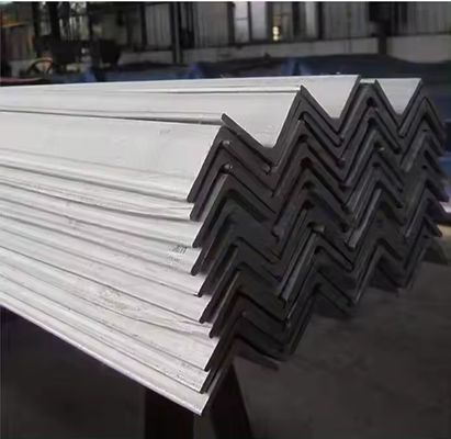 30x30x3 Acciaio galvanizzato a parete secca L angolo sottile Bar laminato a caldo laminato a freddo superficie equilaterale
