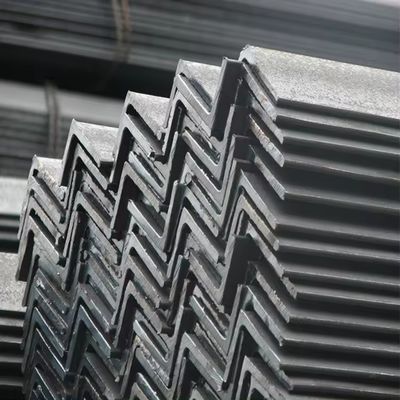 30x30x3 Acciaio galvanizzato a parete secca L angolo sottile Bar laminato a caldo laminato a freddo superficie equilaterale