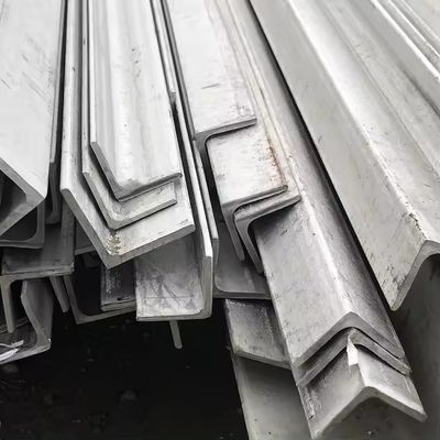 Bar angolare di acciaio non legato a forma di L ASTM a36 a53 Q235 Q345 Acciaio galvanizzato di ferro angolo per sistemi di supporto edilizio