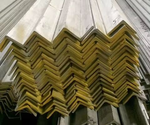 Bar angolare di acciaio non legato a forma di L ASTM a36 a53 Q235 Q345 Acciaio galvanizzato di ferro angolo per sistemi di supporto edilizio