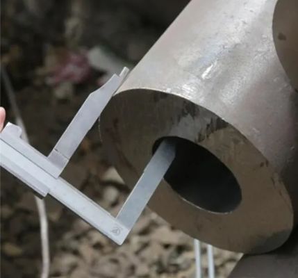 48 pollici rotondo ad alta pressione tubo / tubo di lega di carbonio e acciaio senza cuciture per saldatura
