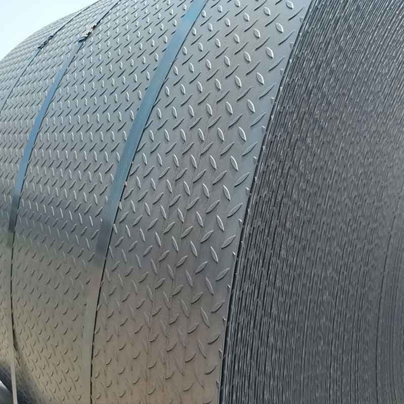 S235 Q195 1006 HR AISI 421 metallo nero caldo acciaio al carbonio controllato con lunghezza personalizzata
