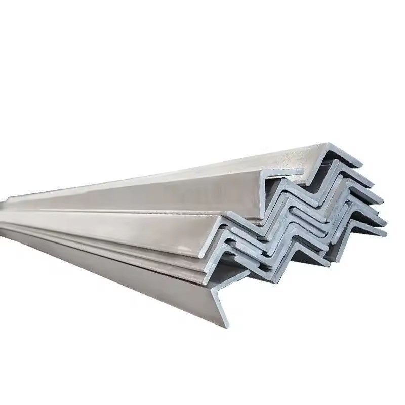 Bar angolare di acciaio non legato a forma di L ASTM a36 a53 Q235 Q345 Acciaio galvanizzato di ferro angolo per sistemi di supporto edilizio